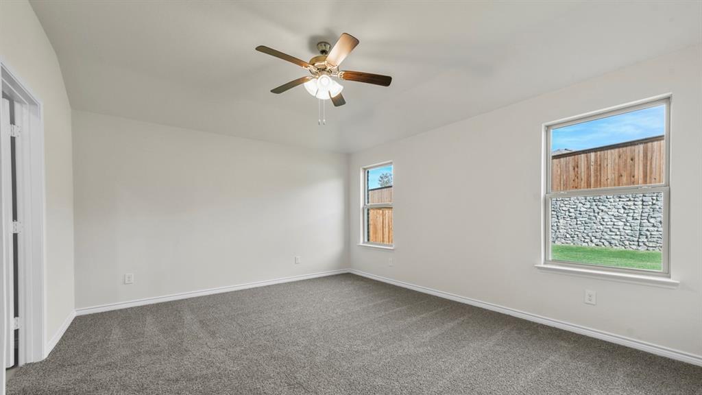2060 Hearn Drive Property Photo 13