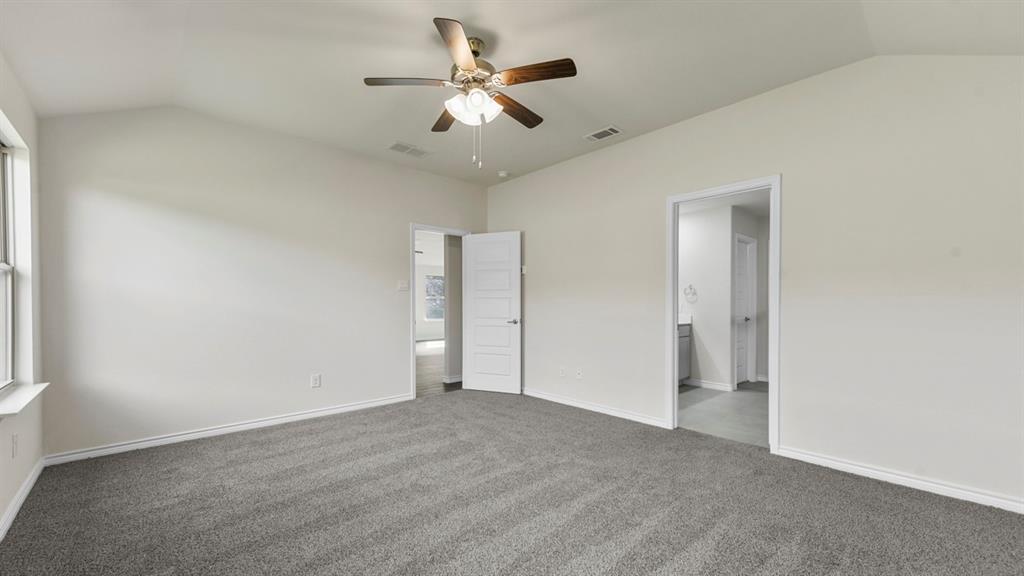 2060 Hearn Drive Property Photo 14