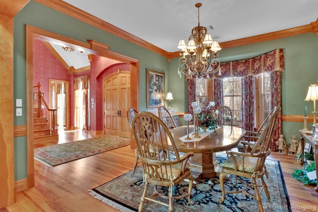 1330 Forest Creek Drive Property Photo 8