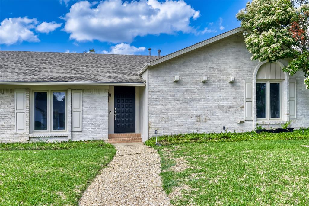 6639 Winterwood Lane Property Photo 3