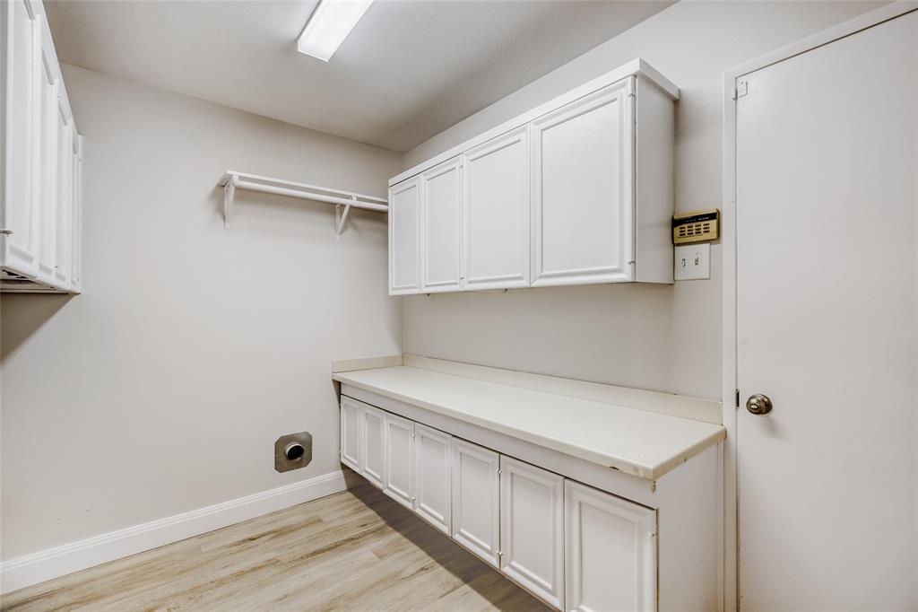 6639 Winterwood Lane Property Photo 24