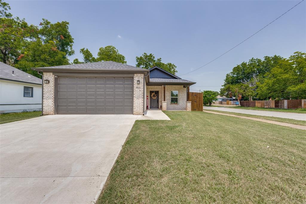 901 W Owing Street Property Photo 2
