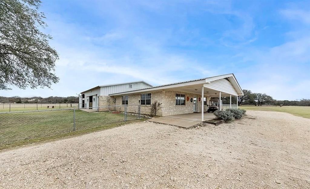 6862 Fm 2484 Property Photo 10