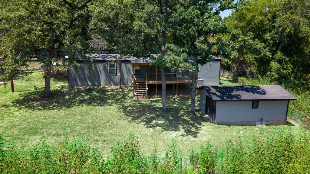 721 Queens Drive Property Photo 3