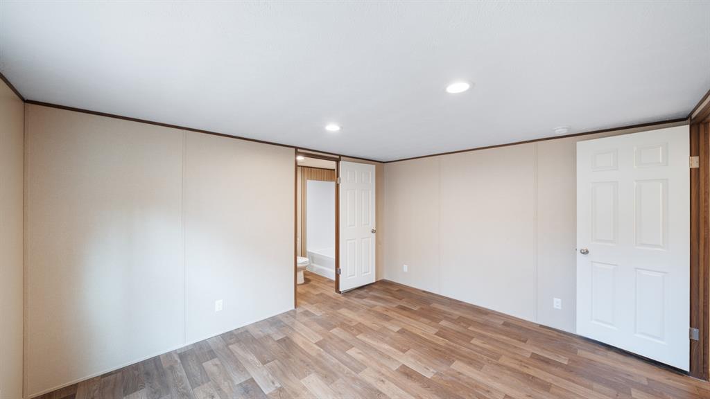 721 Queens Drive Property Photo 14