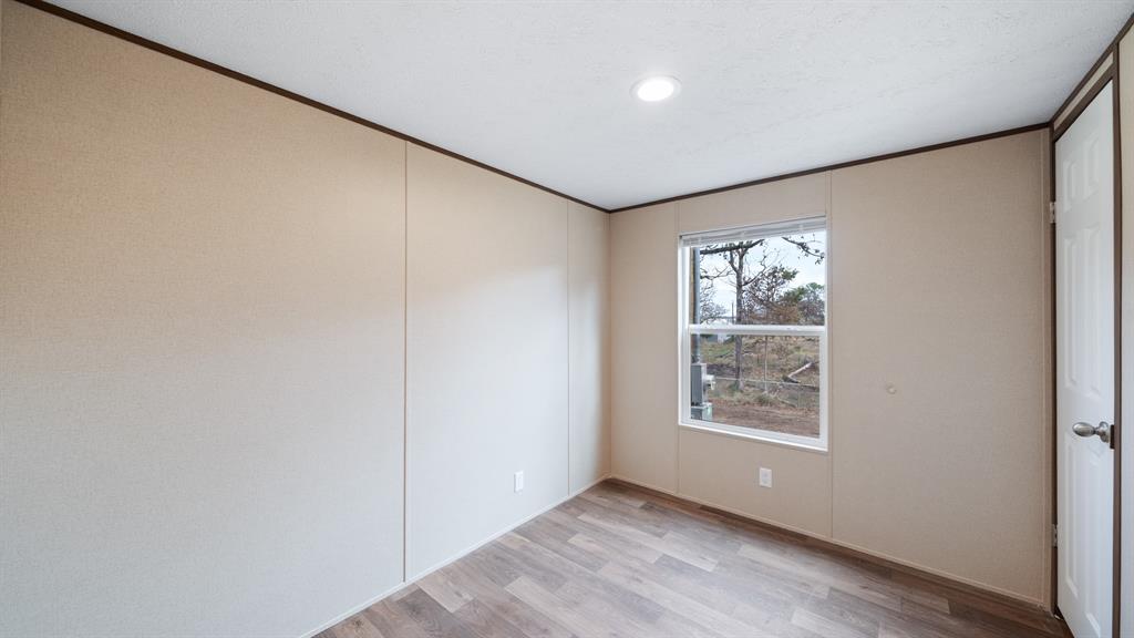 721 Queens Drive Property Photo 19