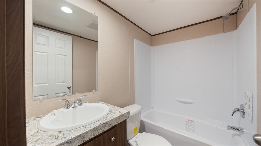 721 Queens Drive Property Photo 21