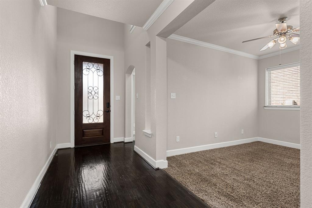 220 Sunrise Drive Property Photo 5