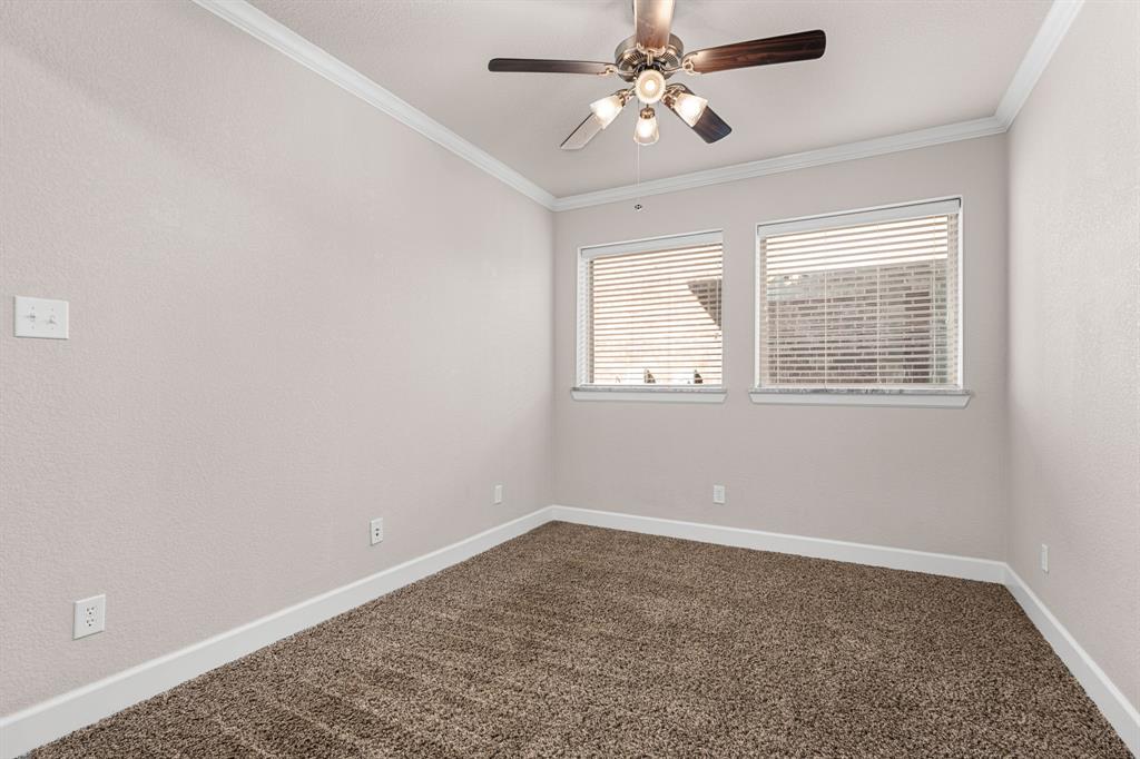 220 Sunrise Drive Property Photo 6