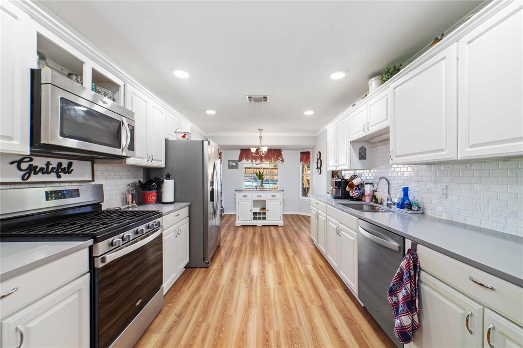 1600 Shaw Drive Property Photo 12