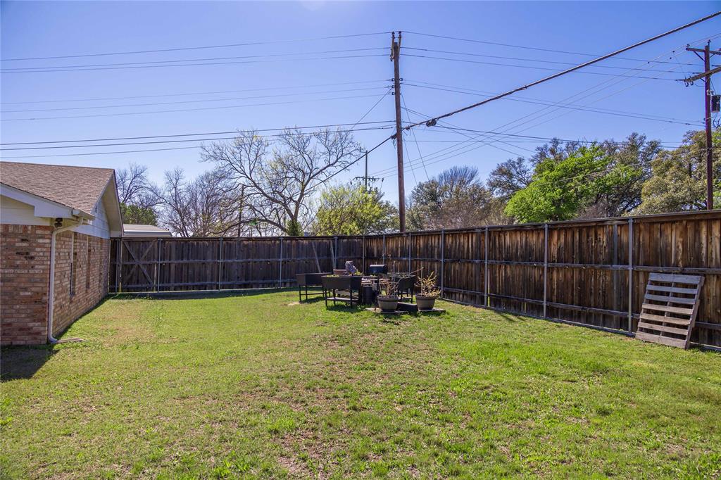 1600 Shaw Drive Property Photo 28