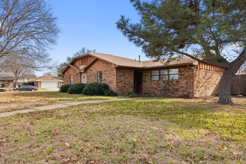 2736 Chebi Lane Property Photo 1