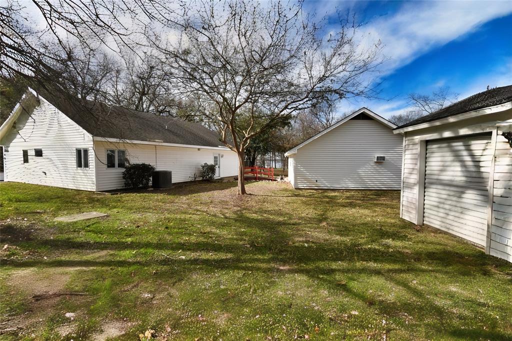 287 Private Road 5936 Property Photo 8