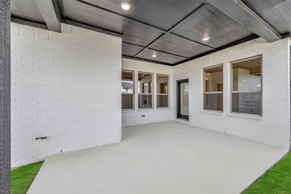 9413 Ambrosia Street Property Photo 2