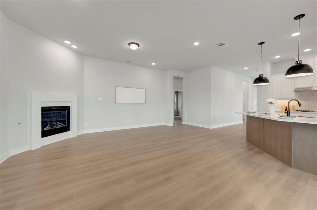 9413 Ambrosia Street Property Photo 18