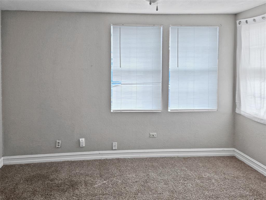 507 W Nash Street Property Photo 15