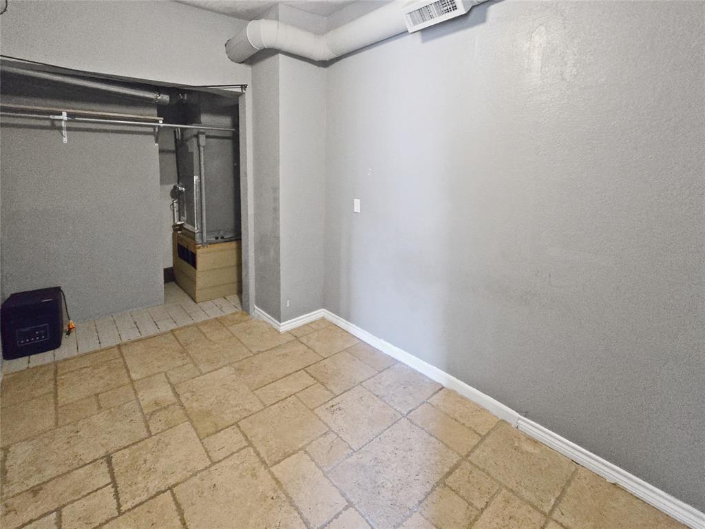 507 W Nash Street Property Photo 21