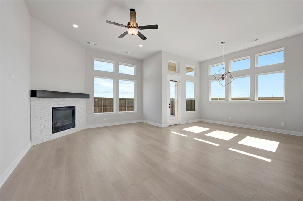 1501 Venture Drive Property Photo 16