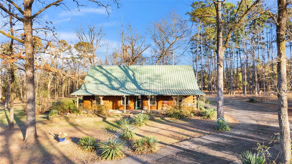 1020 County Road 3277 Property Photo 1