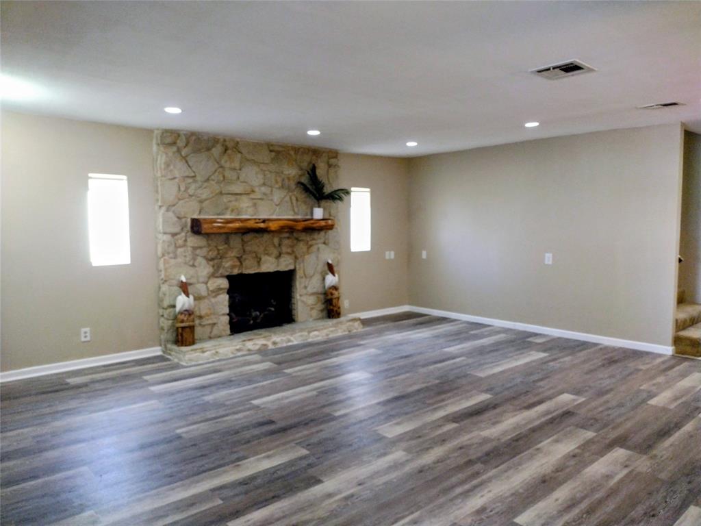 201 N Oak Acres Drive Property Photo 7