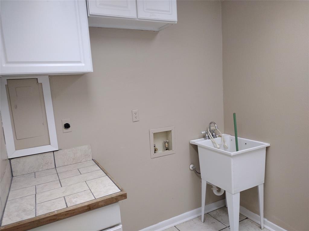 201 N Oak Acres Drive Property Photo 33