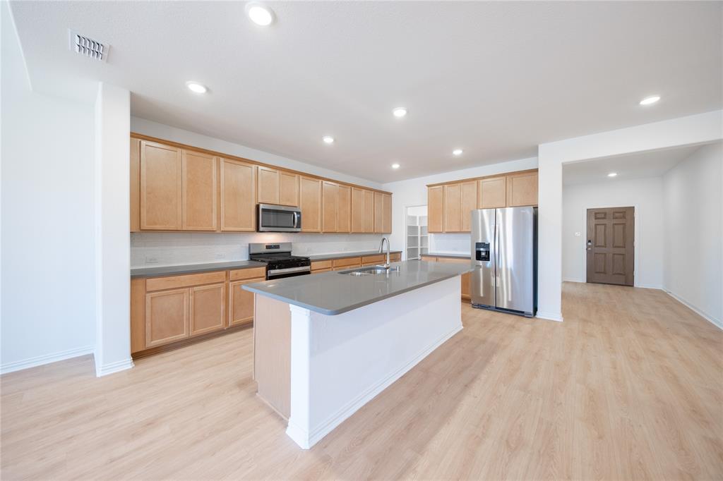 205 Corcovado Avenue Property Photo 4