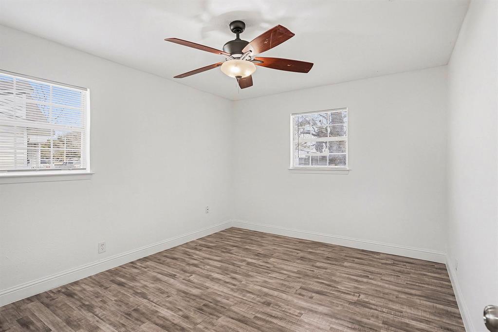 2211 Barbell Lane Property Photo 14