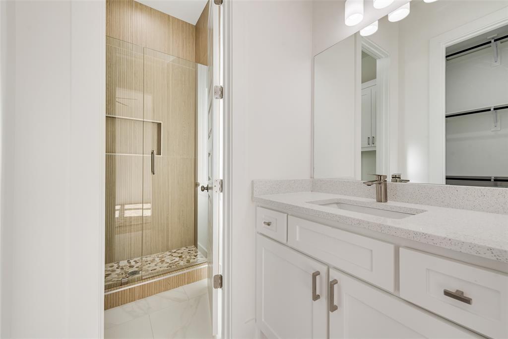 539 W Laureland Road Property Photo 31