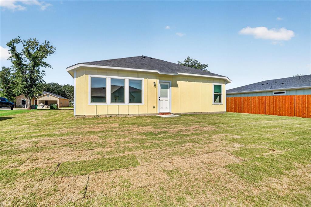 468 Peace Lily Way Property Photo 23