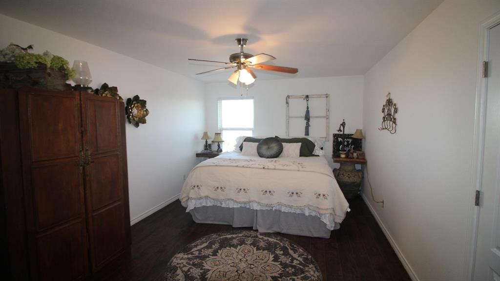 525 County Road 310 Property Photo 29