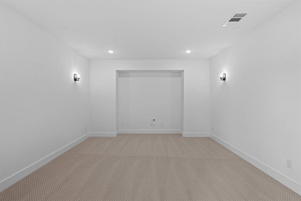 2740 Live Oak Lane Property Photo 31