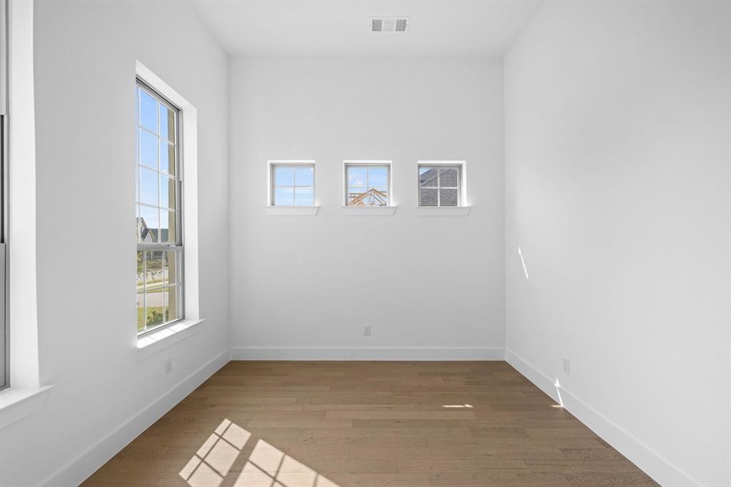 2740 Live Oak Lane Property Photo 34