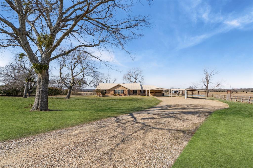8511 State Highway 78 Property Photo 4