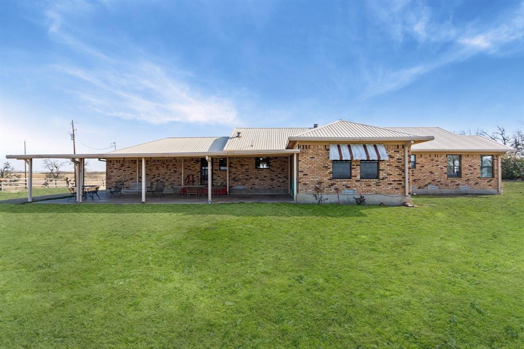 8511 State Highway 78 Property Photo 7