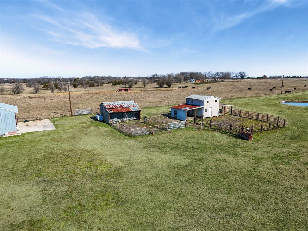 8511 State Highway 78 Property Photo 9