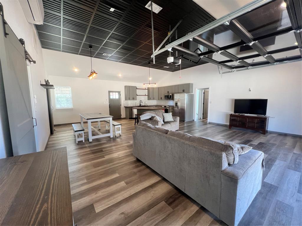 149 Comanche Hills Property Photo 19