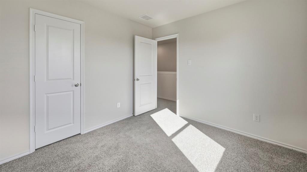 306 Arbor Drive Property Photo 8