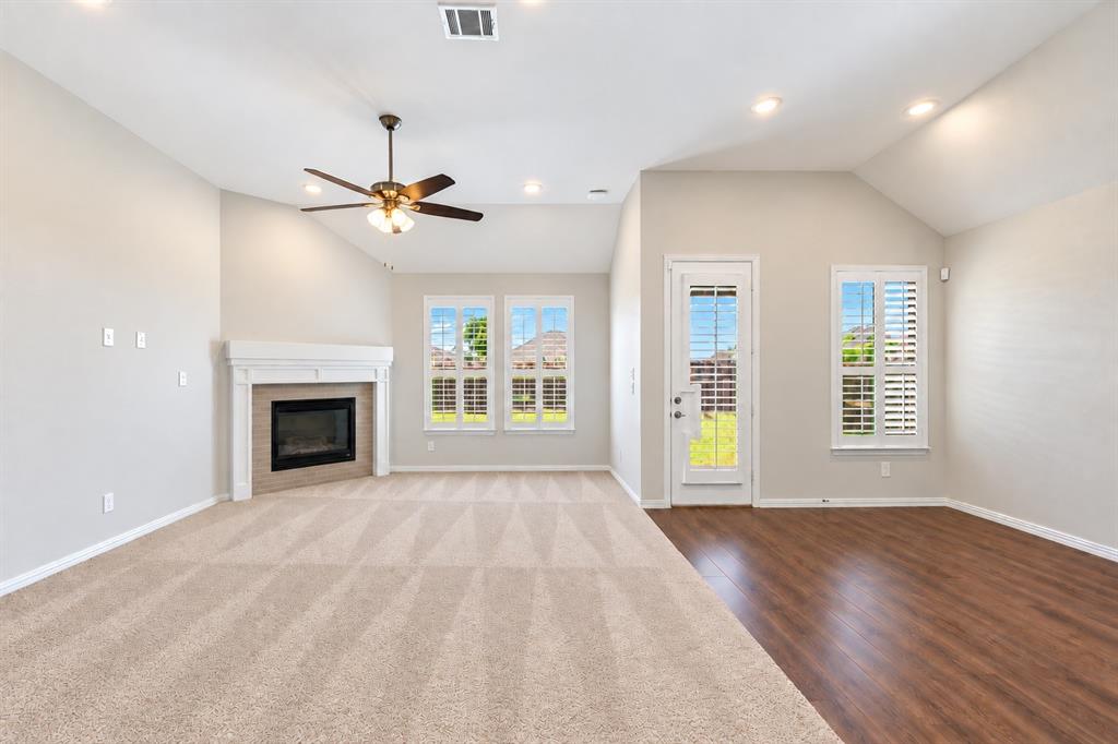 2042 Clear Water Way Property Photo 10
