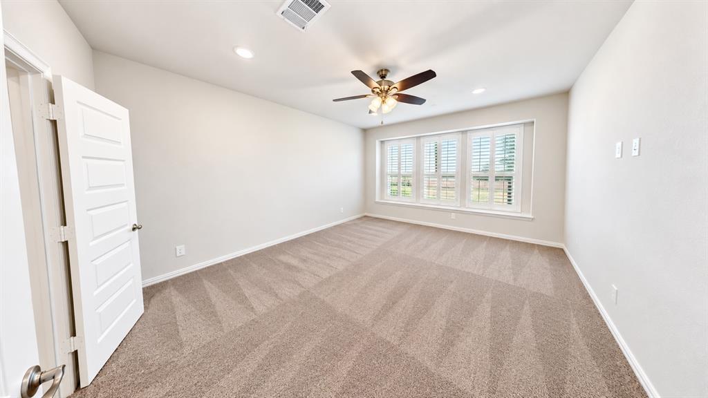 2042 Clear Water Way Property Photo 11