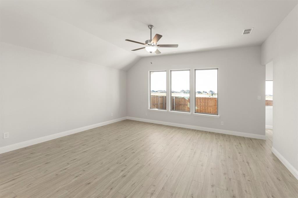395 Misty Meadow Lane Property Photo 8