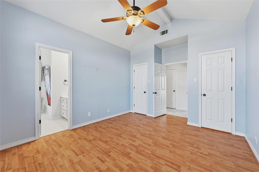 2210 Meadows Lane Property Photo 22