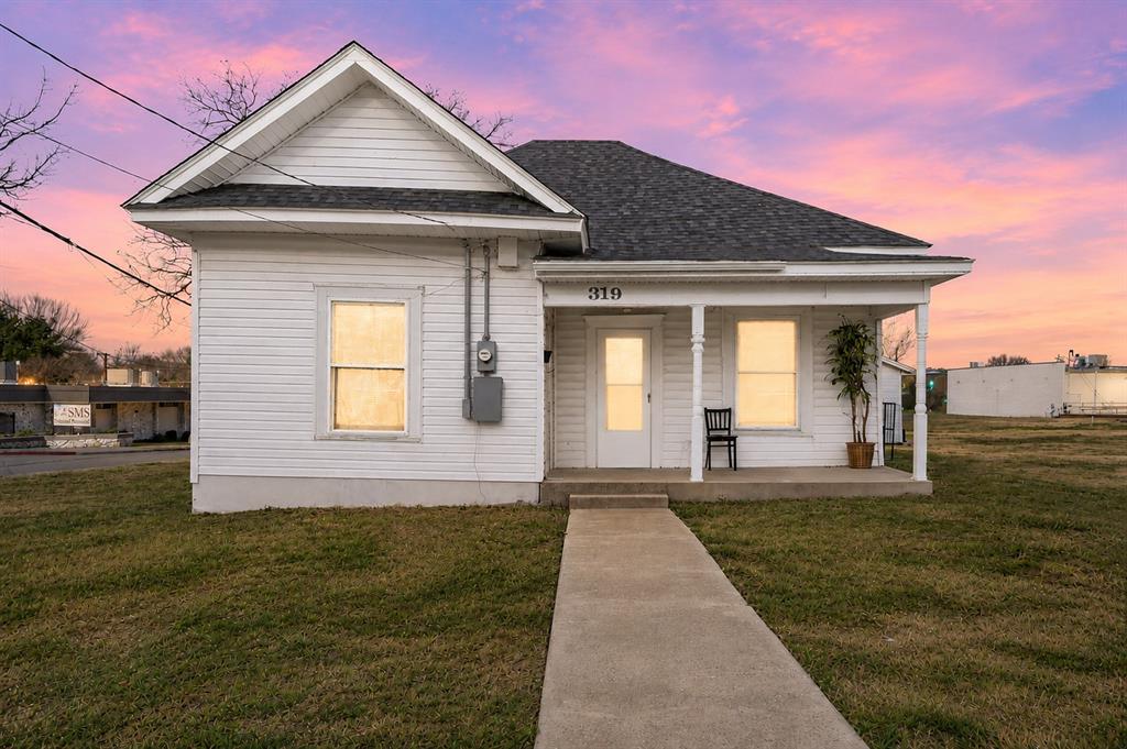 319 Mckinney Street Property Photo 1