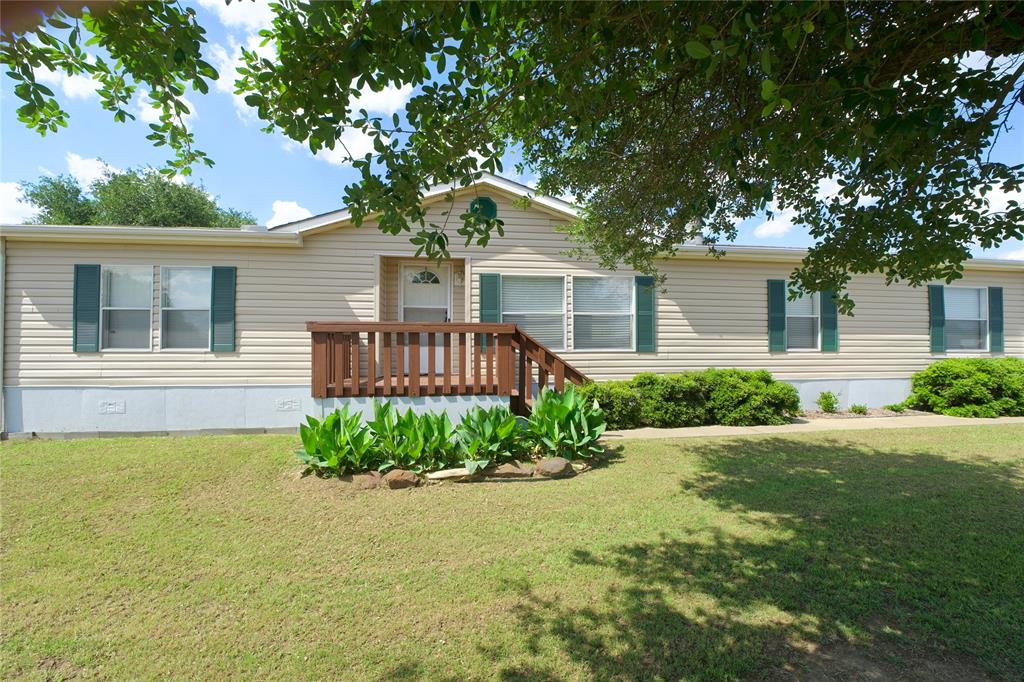 115 Candlewood Circle Property Photo 7