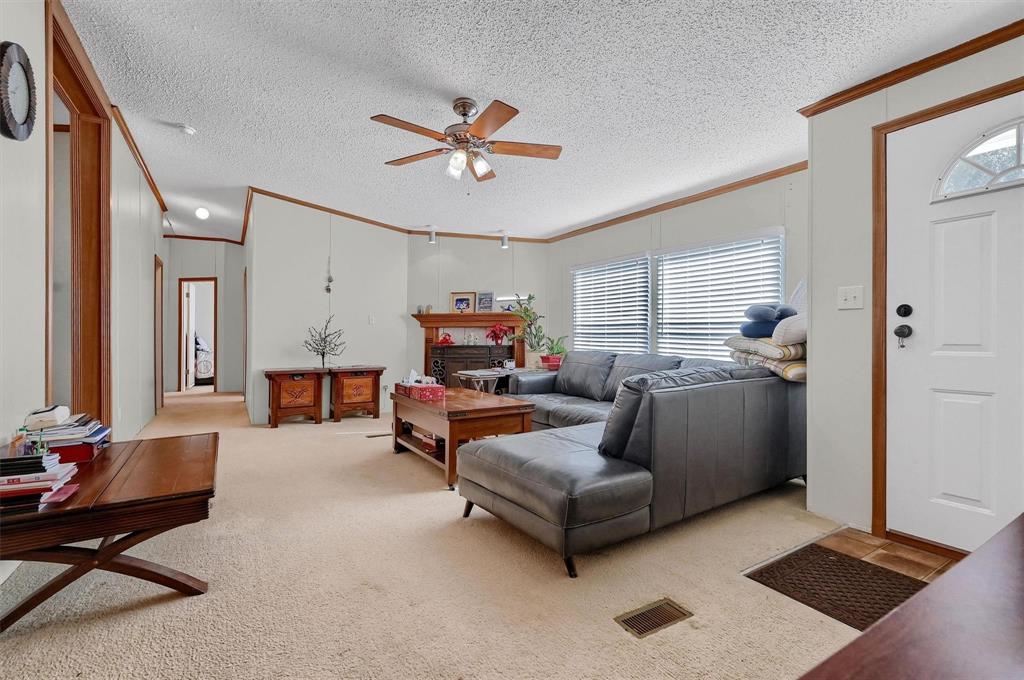 115 Candlewood Circle Property Photo 11