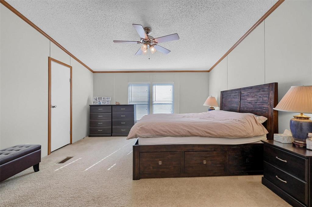 115 Candlewood Circle Property Photo 21
