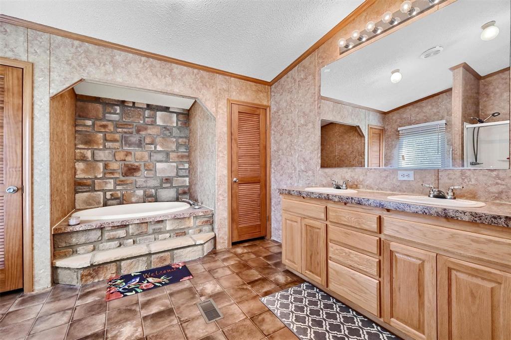 115 Candlewood Circle Property Photo 27