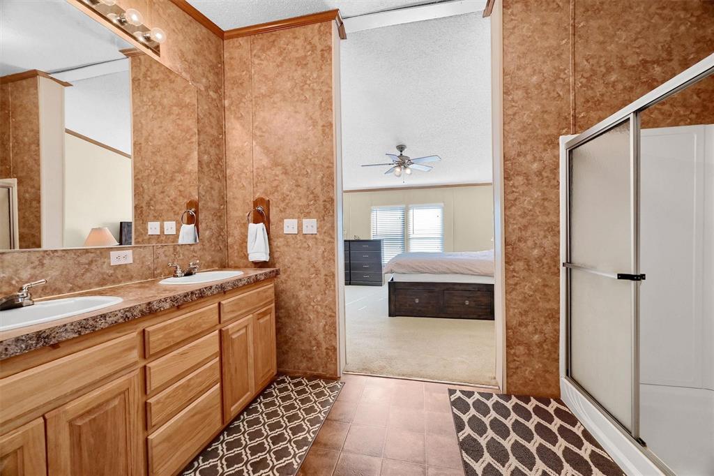 115 Candlewood Circle Property Photo 28