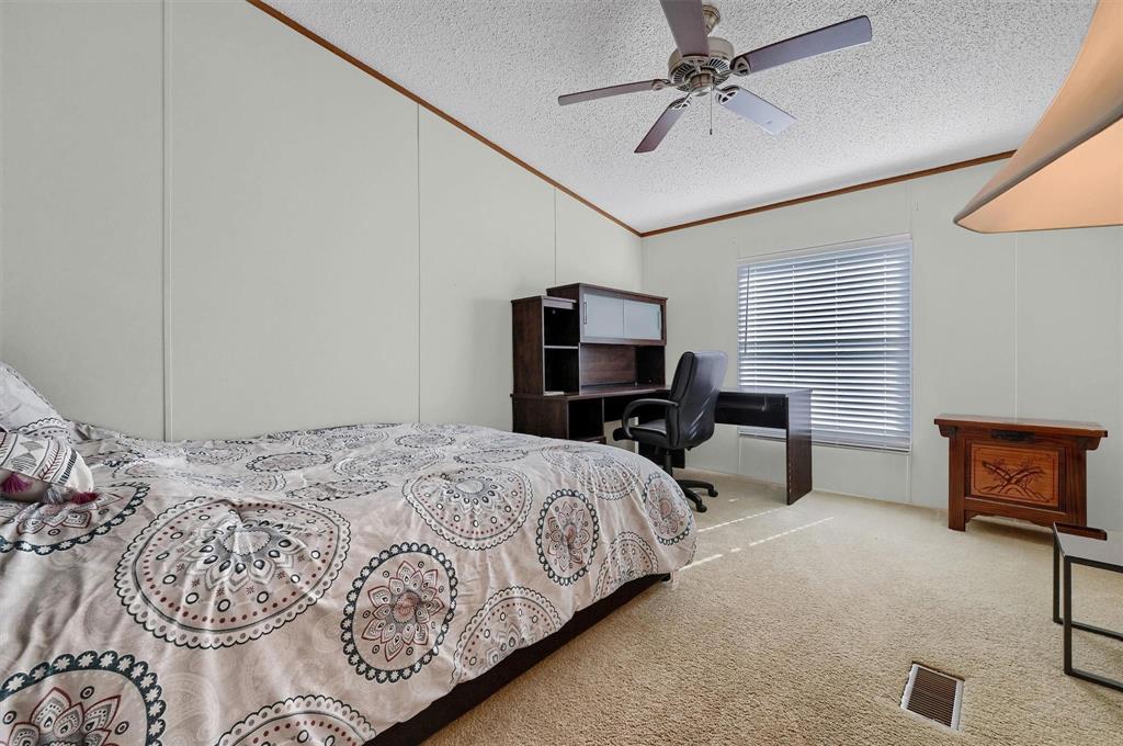 115 Candlewood Circle Property Photo 30