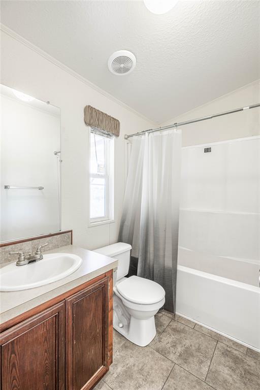 1147 County Road 150 Property Photo 10