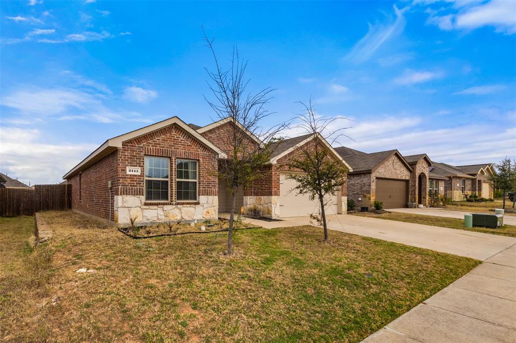 2141 Palestine Oak Drive Property Photo 2